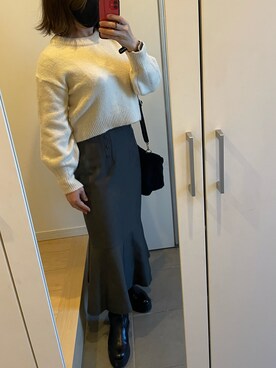 「RIM.ARK（リムアーク）のスリムフレアミディスカート（スカート、グレー系）」を使った、武蔵さん（レディース・154cm）の冬コーディネート