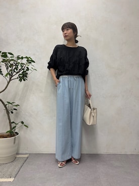 「Jena espace merveilleux（ジェナ　エスパスメルヴェイユ）の【待望のサイズ展開！快適楽ちん】デニムイージーパンツ（デニムパンツ、ブルー系）」を使った、makoo.jjさん（レディース・168cm）の春コーディネート