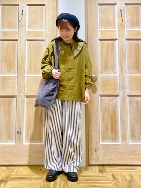 「刺繍」｜「アイテム（ハンチング/ベレー帽）」を使った、Kotoneさん（レディース・151cm）の秋コーディネート