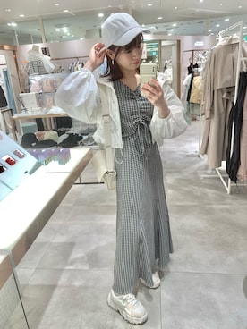 「アイテム（マウンテンパーカー）」を使った、あづささん（レディース・156cm・20代）の春コーディネート