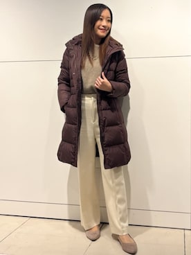 「COUP DE CHANCE（クードシャンス）の【フォックス混】ショート丈ニットトップス（ニット/セーター、ベージュ系）」を使った、シオンさん（レディース・161cm）の冬コーディネート