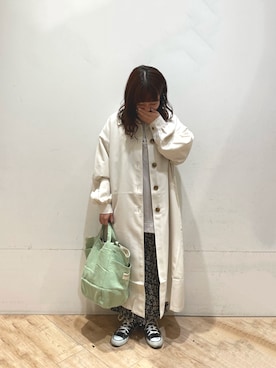 「Samansa Mos2 blue（サマンサモスモスブルー）のアイテム（ステンカラーコート）」を使った、か な み さん（レディース・154cm）の冬コーディネート