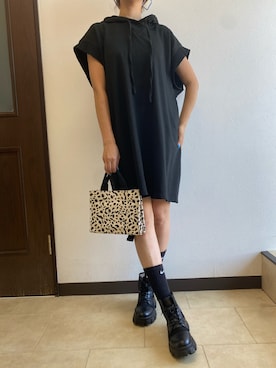 「スエット」｜「アイテム（ワンピース/ドレス）」を使った、𝕋𝕆𝕄𝕆𝕂𝕆𝔸ℕ𝔻𝕆さん（レディース・167cm）の夏コーディネート