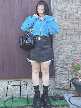 「アイテム（ブーツ）」を使った、ペキさん（レディース・50cm）の秋コーディネート