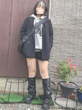 「アイテム（ブーツ）」を使った、ペキさん（レディース・50cm）の秋コーディネート