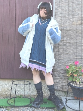 「アイテム（ヘアピン）」を使った、ペキさん（レディース・50cm）の冬コーディネート