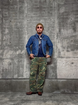 ネクタイを使った「アメカジ」の人気ファッションコーディネート