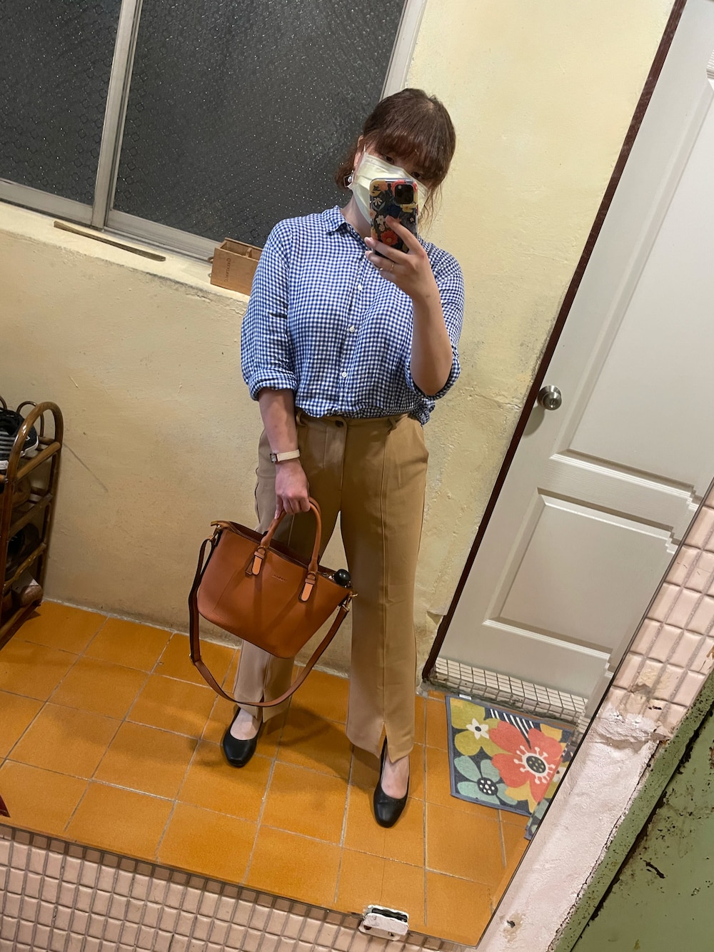 「ootd、上班穿搭、上班族、基礎款、通勤コーデ、通勤穿搭、通勤着」｜「UNIQLOのアイテム（シャツ/ブラウス、ブルー系）」を使った、smile ouさん（レディース・160cm）の秋コーディネートの1枚目の写真