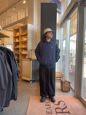 「patagonia（パタゴニア）のアイテム（カバーオール、ブルー系）」を使った、下田海秀さん（メンズ・168cm）の春コーディネート