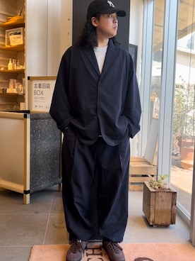 「EKAL（エカル）の『吸水速乾/軽量』DotAir JACKET（テーラードジャケット、ブルー系）」を使った、下田海秀さん（メンズ・168cm）の春コーディネート