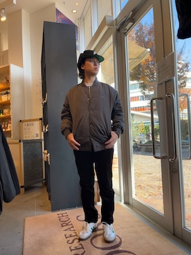 「Gramicci（グラミチ）のアイテム（ダウンジャケット/コート）」を使った、下田海秀さん（メンズ・168cm）の秋コーディネート
