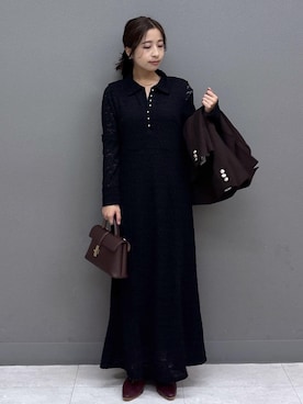 「アイテム（バレッタ/ヘアクリップ、ブラック系）」を使った、スズさん（レディース・152cm）の秋コーディネート