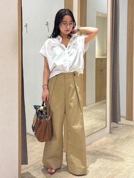 「パンツスタイル」｜「アイテム（財布/小物）」を使った、スズさん（レディース・152cm）の夏コーディネート