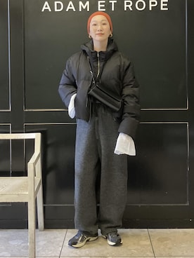 「アイテム（スニーカー）」を使った、MATSUMURAさん（レディース・159cm）の秋コーディネート