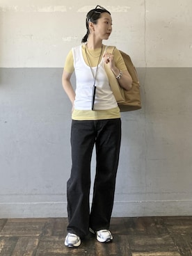 「アイテム（ポーチ）」を使った、MATSUMURAさん（レディース・159cm）の春コーディネート