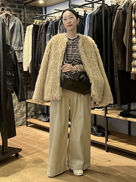 「アイテム（その他アウター）」を使った、MATSUMURAさん（レディース・159cm・40代）の秋コーディネート