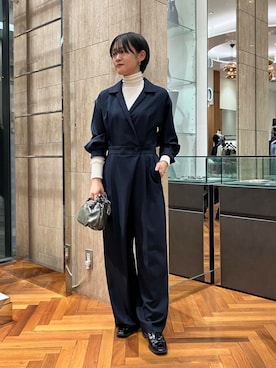 「アイテム（サロペット/オーバーオール、ブルー系）」を使った、オナカさん（レディース・153cm）の秋コーディネート