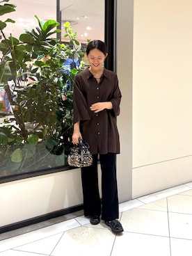 「URBAN RESEARCH（アーバンリサーチ）のアイテム（シャツ/ブラウス）」を使った、オナカさん（レディース・153cm）の夏コーディネート