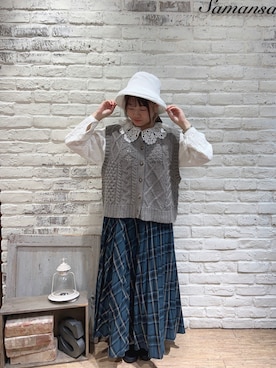 「プリーツスカート」｜「アイテム（ベスト、グレー系）」を使った、ことり🐥さん（レディース・147cm）の秋コーディネート