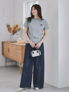 「nissen（ニッセン）の高身長　ハイウエストタックデニムワイドパンツ　丈長め・トールサイズ　fifiean（パンツ、ブルー系）」を使った、nissen Tall Modelsさん（レディース・173cm）の夏コーディネート
