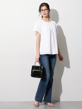 「nissen（ニッセン）の高身長　リニューアル版すごのびストレッチデニムブーツカットパンツ（選べる2レングス）丈長め・トールサイズ（パンツ、ブルー系）」を使った、nissen Tall Modelsさん（レディース・173cm）の春コーディネート