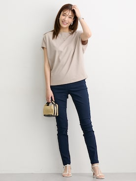 「nissen（ニッセン）の高身長　超ストレッチレーヨン混スキニーパンツ（選べる2レングス）（パンツ、ブルー系）」を使った、nissen Tall Modelsさん（レディース・173cm）の夏コーディネート