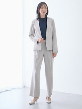 「アイテム（フォーマルスーツ/小物、ベージュ系）」を使った、nissen Tall Modelsさん（レディース・176cm）の秋コーディネート