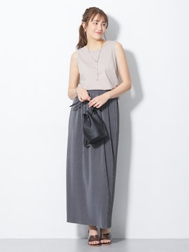 「nissen（ニッセン）の高身長　ONにもOFFにも使えるきれい見え綿混タンクトップ（トールサイズ）（キャミソール、ホワイト系）」を使った、nissen Tall Modelsさん（レディース・173cm）の春コーディネート