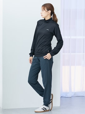 「アイテム（アウトドア/スポーツ）」を使った、nissen Tall Modelsさん（レディース・173cm）の秋コーディネート