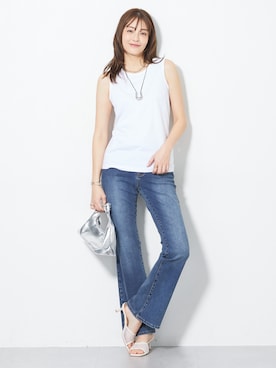 「nissen（ニッセン）の高身長　リニューアル版すごのびストレッチデニムブーツカットパンツ（選べる2レングス）丈長め・トールサイズ（パンツ、ブルー系）」を使った、nissen Tall Modelsさん（レディース・173cm）の春コーディネート