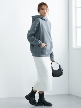 「アイテム（パーカー）」を使った、nissen Tall Modelsさん（レディース・173cm）の秋コーディネート