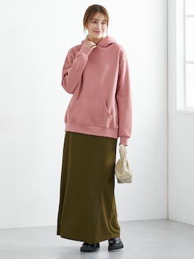 「アイテム（パーカー）」を使った、nissen Tall Modelsさん（レディース・173cm）の秋コーディネート