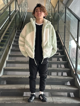 「adidas（アディダス）のアイテム（その他パンツ）」を使った、Yohjiさん（メンズ・169cm）の冬コーディネート