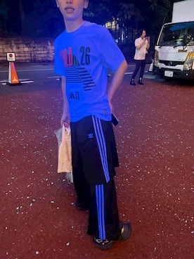 「adidas Originals（アディダスオリジナルス）のアイテム（パンツ）」を使った、いせしばさん（メンズ・172cm）の夏コーディネート