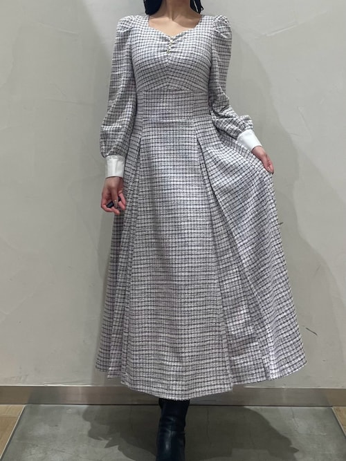 セール】2025秋冬新作 カットジャガードフレアワンピース（ワンピース