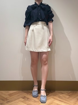 「31 Sons de mode（トランテアン　ソン　ドゥ　モード）の2026春夏新作 アシメプリーツミニスカート（スカート、ホワイト系）」を使った、モユク札幌店さん（レディース・159cm）の春コーディネート
