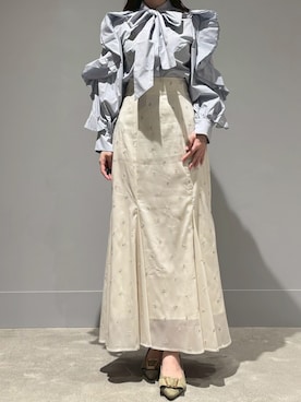 「31 Sons de mode（トランテアン　ソン　ドゥ　モード）のフリルスリーブボウタイブラウス（シャツ/ブラウス、ブルー系）」を使った、モユク札幌店さん（レディース・159cm）の春コーディネート