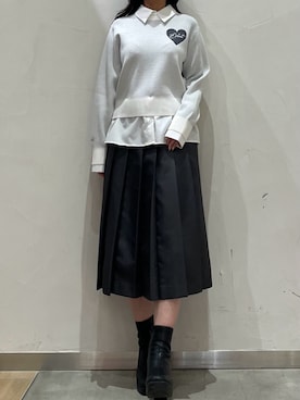 「31 Sons de mode（トランテアン　ソン　ドゥ　モード）の2026春夏新作 ハートモチーフ襟付きニット（ニット/セーター、グレー系）」を使った、モユク札幌店さん（レディース・159cm）の春コーディネート