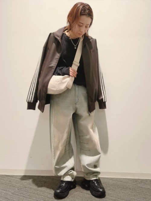 Adilenium シーズン 3 バナナフィット ウォッシュドデニムパンツ