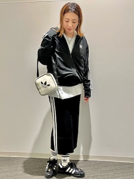 「アイテム（シューズアクセサリー）」を使った、KWさん（レディース・167cm）の秋コーディネート