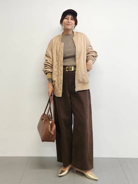 「アイテム（MA-1）」を使った、ISHIIさん（レディース・166cm）の秋コーディネート