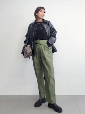 「アイテム（カバーオール）」を使った、ISHIIさん（レディース・166cm）の秋コーディネート