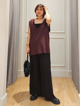 「アイテム（ベスト、レッド系）」を使った、ISHIIさん（レディース・166cm）の夏コーディネート