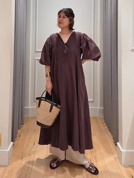 「BABYLONE（バビロン）の【LUSANA】Alma Mini（かごバッグ、ベージュ系）」を使った、ISHIIさん（レディース・166cm）の夏コーディネート