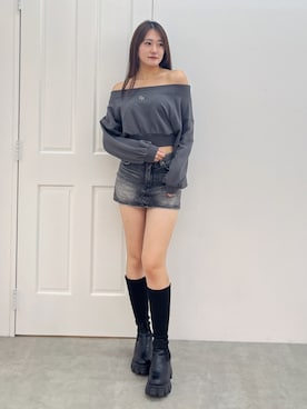 「アイテム（デニムスカート）」を使った、yumenoさん（レディース・165cm）の秋コーディネート