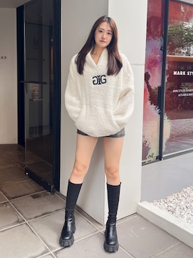 「アイテム（デニムスカート）」を使った、yumenoさん（レディース・165cm）の秋コーディネート