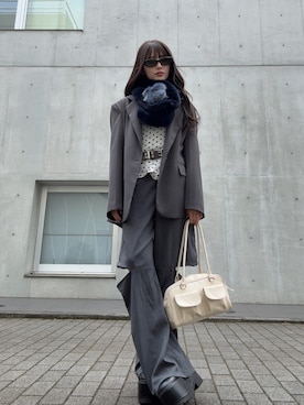 「アイテム（マフラー）」を使った、胡熊もえさん（レディース・153cm）の秋コーディネート