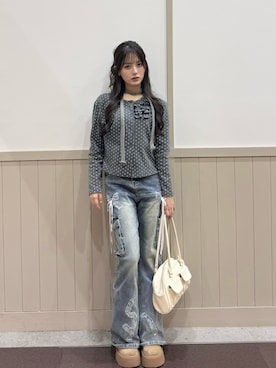 「アイテム（デニムパンツ）」を使った、胡熊もえさん（レディース・153cm）の秋コーディネート