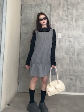 「gentle monster（ジェントルモンスター）のアイテム」を使った、胡熊もえさん（レディース・153cm）の春コーディネート