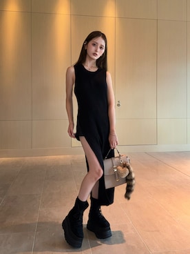 「アイテム（ピアス（両耳用））」を使った、胡熊もえさん（レディース・153cm）の秋コーディネート